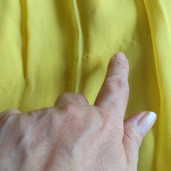 BCBG midi canary yellow dress 100% silk - Picture 6 of 8